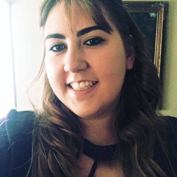 Meet your Posher, Heather - Picture 1 of 1